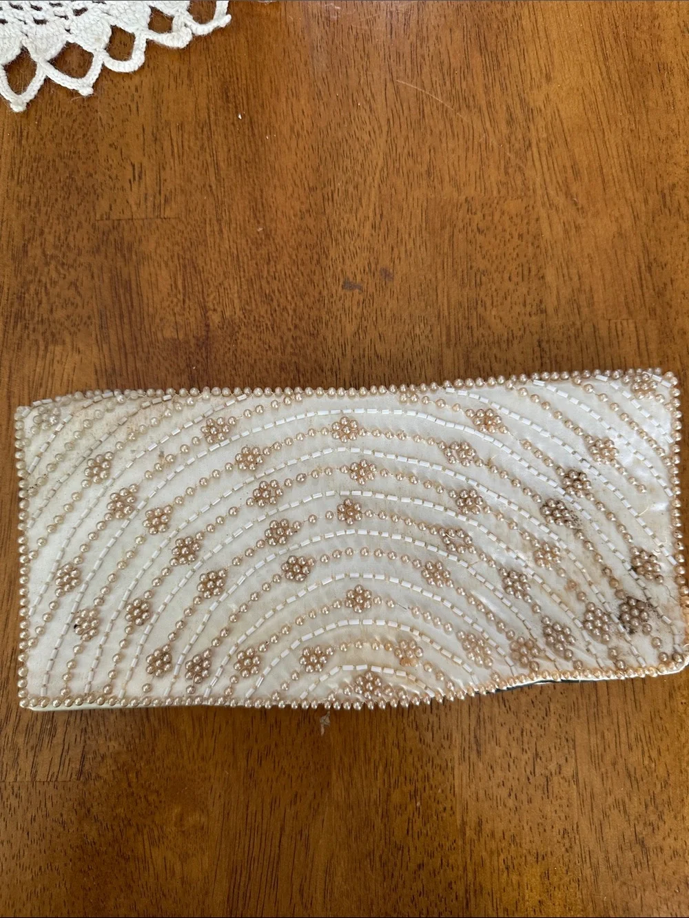 Vintage Beaded Ivory and Gold La Regale Evening Clutch